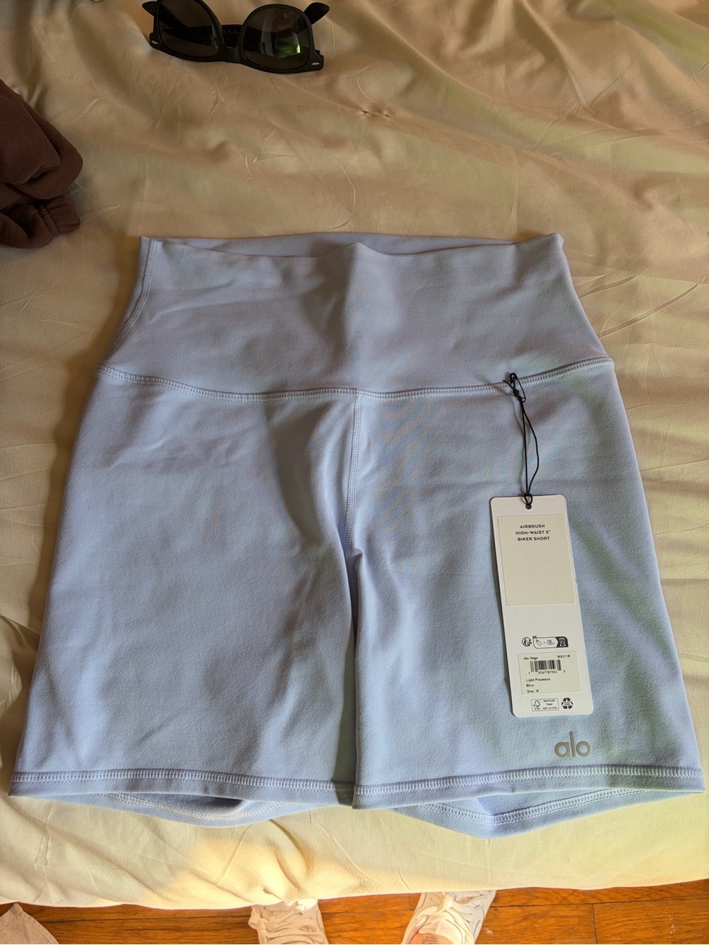 ALO Yoga High-Waist Biker Shorts - Picture 2 of 5
